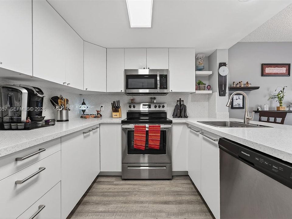 1st image of 12750 SW 4th Ct APT 314J