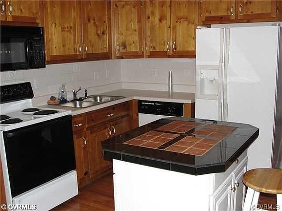 4th image of 1225 Ryanwood Ct