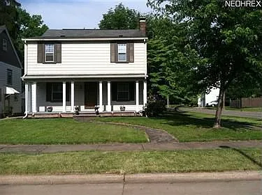 306 Kenmore Ave SE photo 1