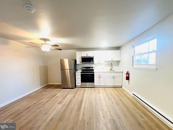 4th image of 401 Blue Bell Rd APT B
