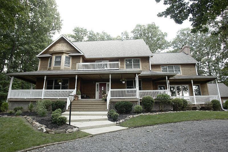 Stunning Colonial
