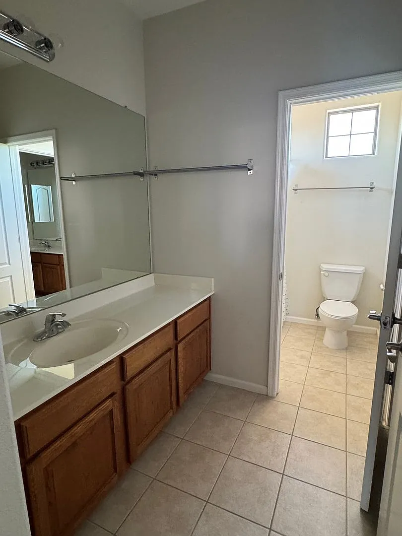13518 W Cypress St — Photo 3