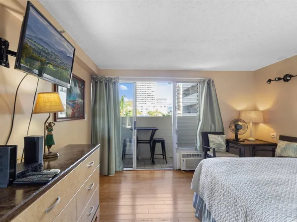 2450 Prince Edward St #505A, Honolulu, HI 96815