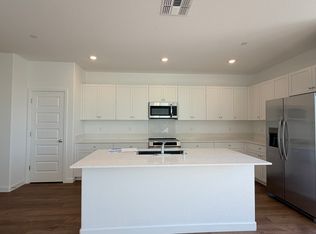 8515 Anker Way, Elk Grove, CA 95757