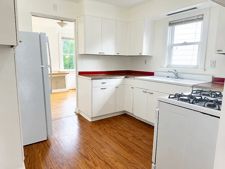 310 Palmer Ave #2 — Photo 5