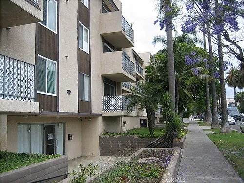 433 S Manhattan Pl Photo 1
