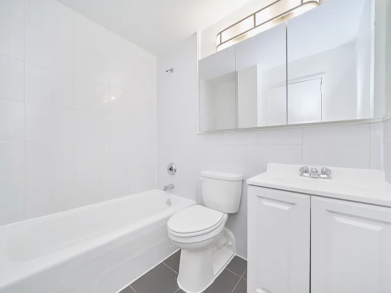344 E 63rd St #6F — Photo 5