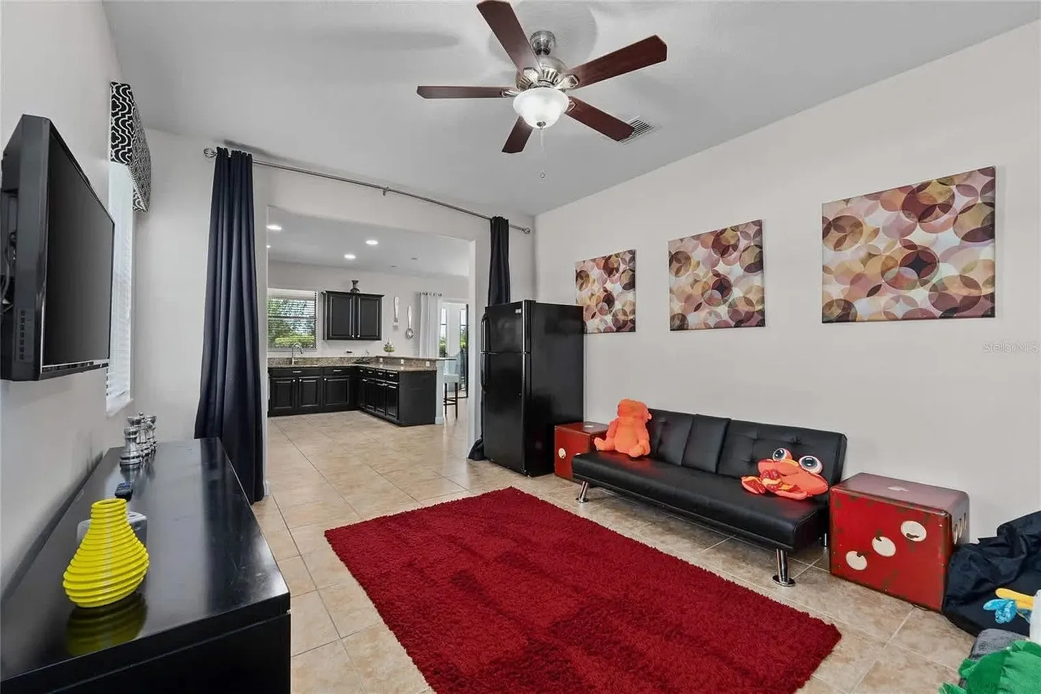 6 bed, 6.0 bath, 3907 sqft, $9,825 — Photo 3