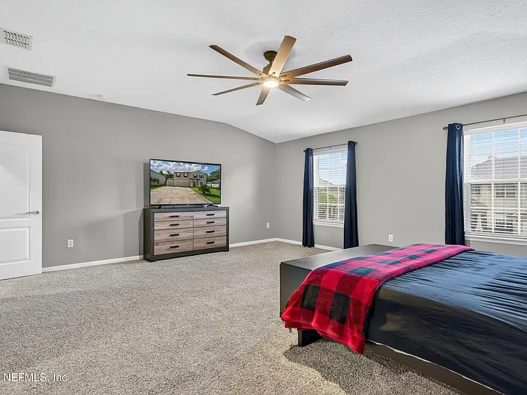 2038 Creekmont Dr — Photo 17