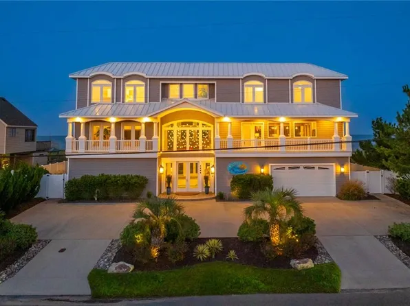 2444 Sandfiddler Rd, Virginia Beach, VA 23456