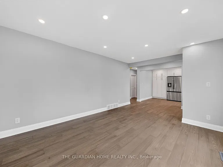 64 Gatineau St #MAIN FL — Photo 7
