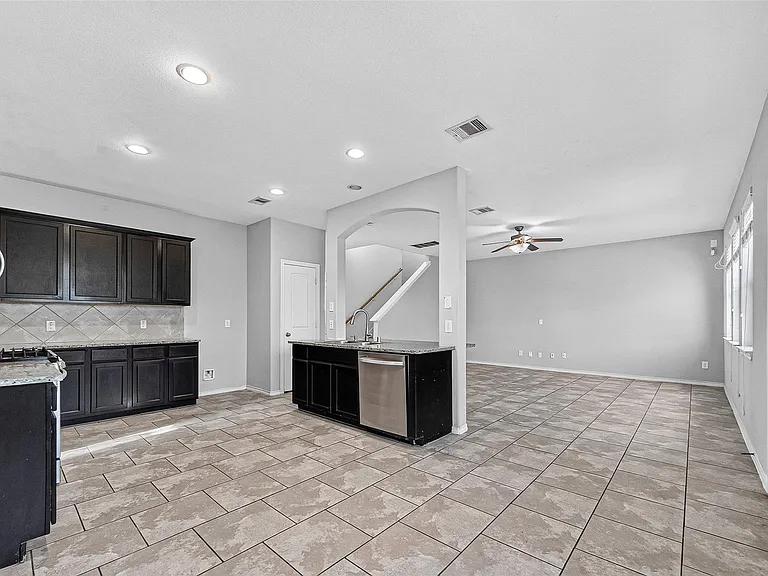 1326 Seagler Pond Ln — Photo 20
