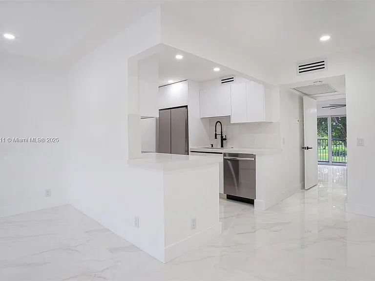 13250 SW 7th Ct #204L — Photo 14