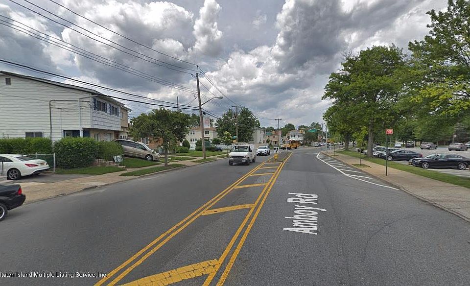 2nd image of 2901 Amboy Rd