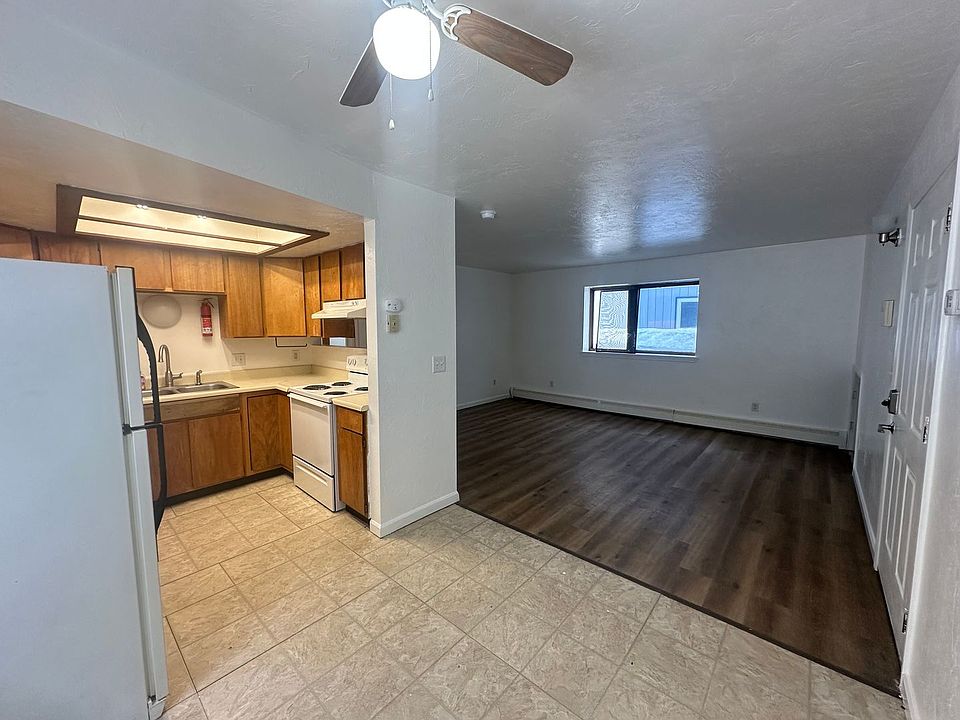 1st image of 1024 28th Ave APT 2