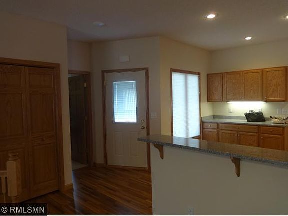 5th image of 805 Regent Dr