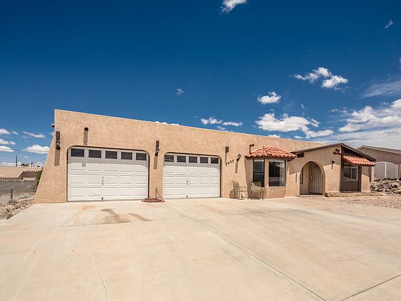 5th image of 2405 College Dr