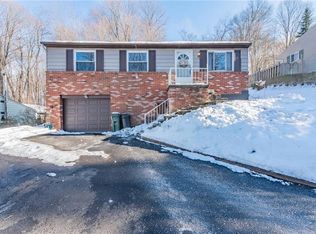 1404 Rankin Rd, White Oak, PA 15131