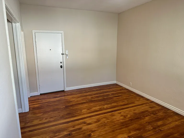 1509 Fair Oaks Ave #M — Photo 11