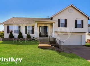 310 Stone Run Blvd, Wentzville, MO 63385