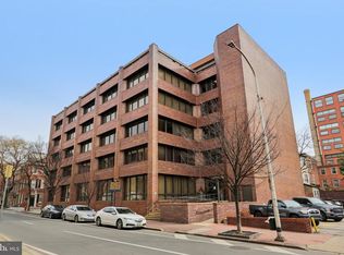125 N 4th St APT 107, Philadelphia, PA 19106
