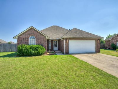 1025 NE 32nd St, Moore, OK, 73160