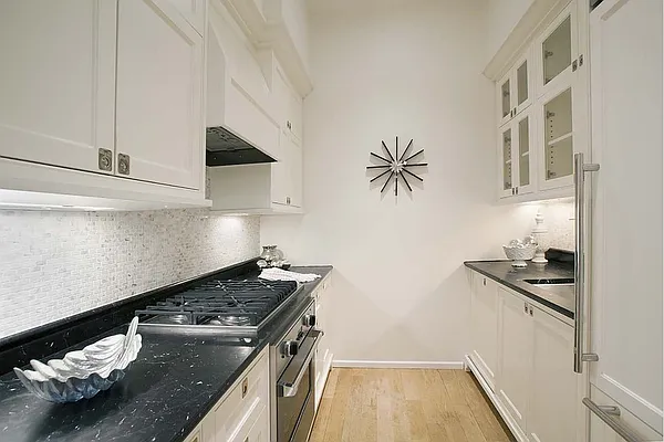 Sold by Stribling | media 2