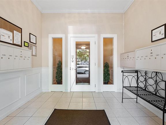 4th image of 6240 Sunshine Dr APT 3E