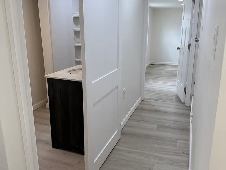 108 W Green St #110 — Photo 20