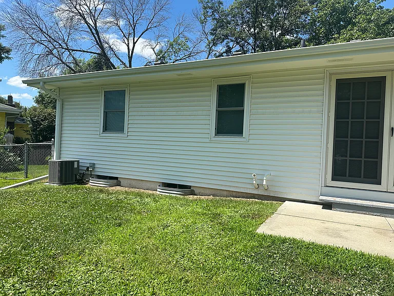 112 Meadow Ln — Photo 30
