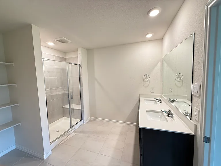 812 Honey Maple St — Photo 12
