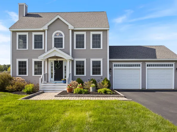 42 Snowberry Drive, Gorham, ME 04038