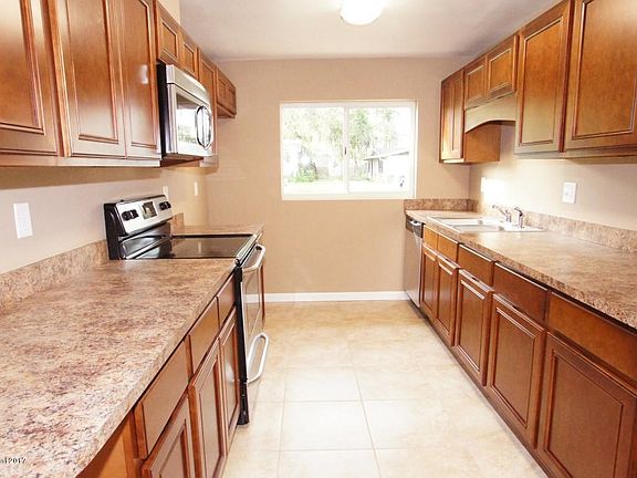 5th image of 2910 Avon Ln