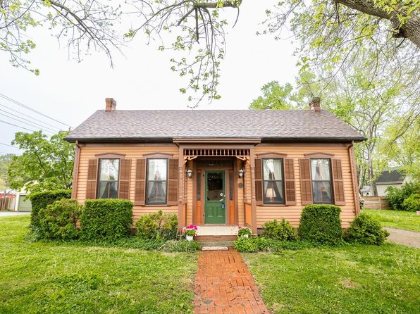 104 W State St, Mascoutah, IL 62258