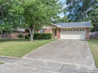 9224 Blue Spruce Dr, Shreveport, LA 71118