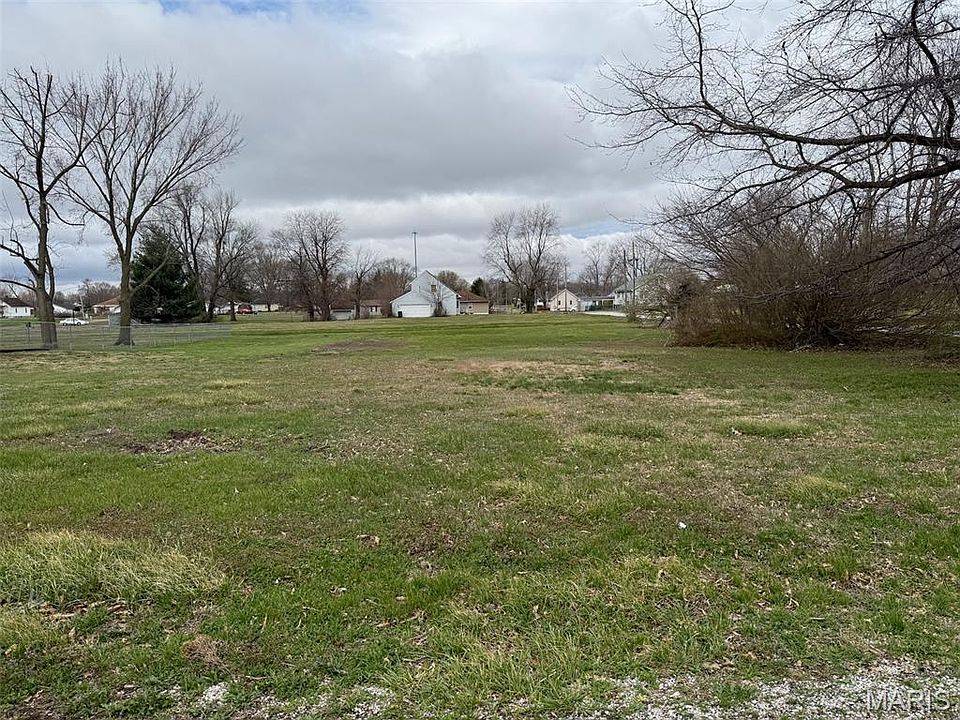 1st image of Helmuth St