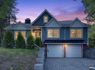 789 Kinderkamack Rd, Oradell, NJ 07649
