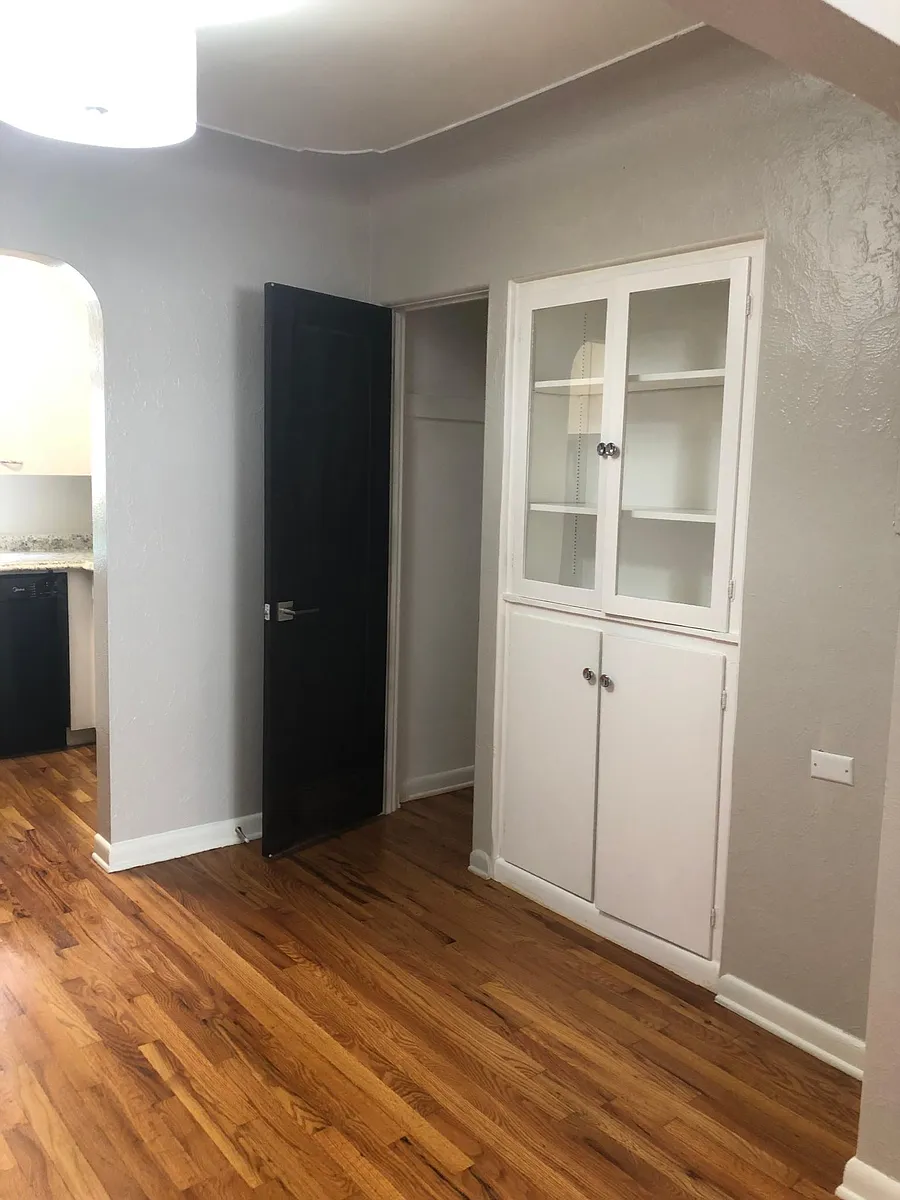 Building Photo - 2376 E Iliff Ave #201