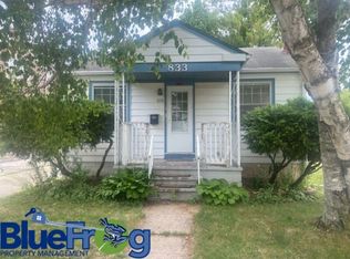 833 W 4th Ave, Oshkosh, WI 54902