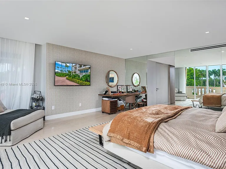 2514 Fisher Island Dr #6104 — Photo 18