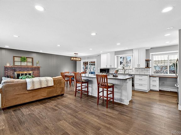 2nd image of 6550 Van Gordon Court