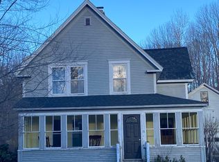 13 Fairview Ave, Dover-foxcroft, ME 04426