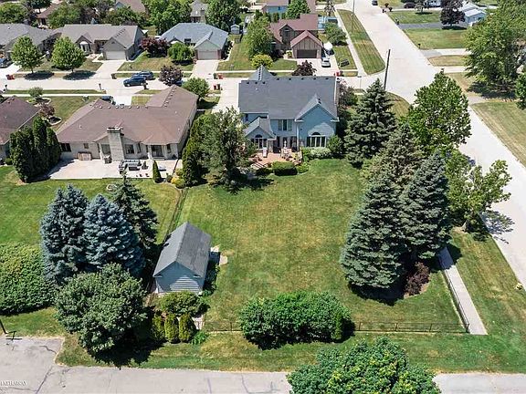 5th image of 35980 Monterey Dr