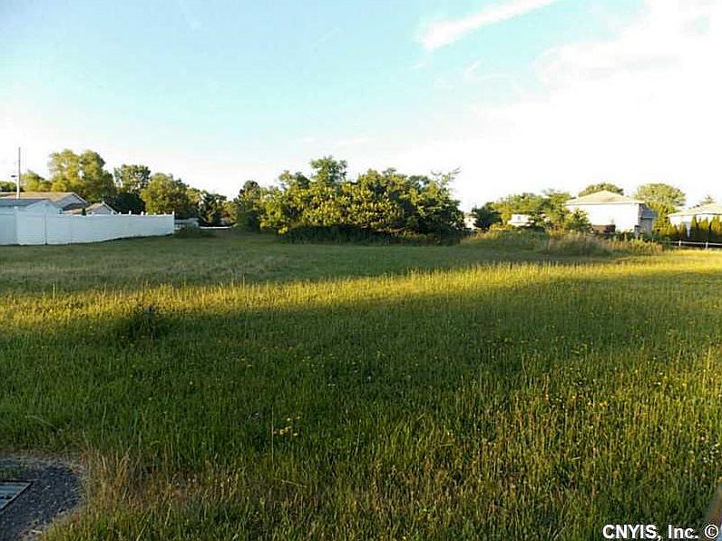 2nd image of 126 Gettman Rd