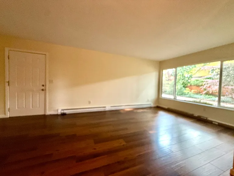 1626-1646 SE Ash St. Portland, OR 97214 — Photo 4