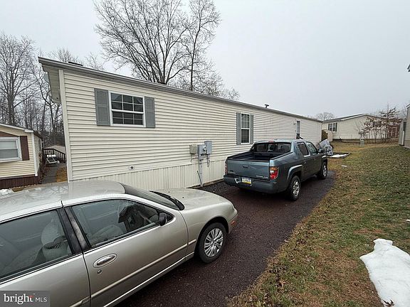 2nd image of 144 Cedar Dr