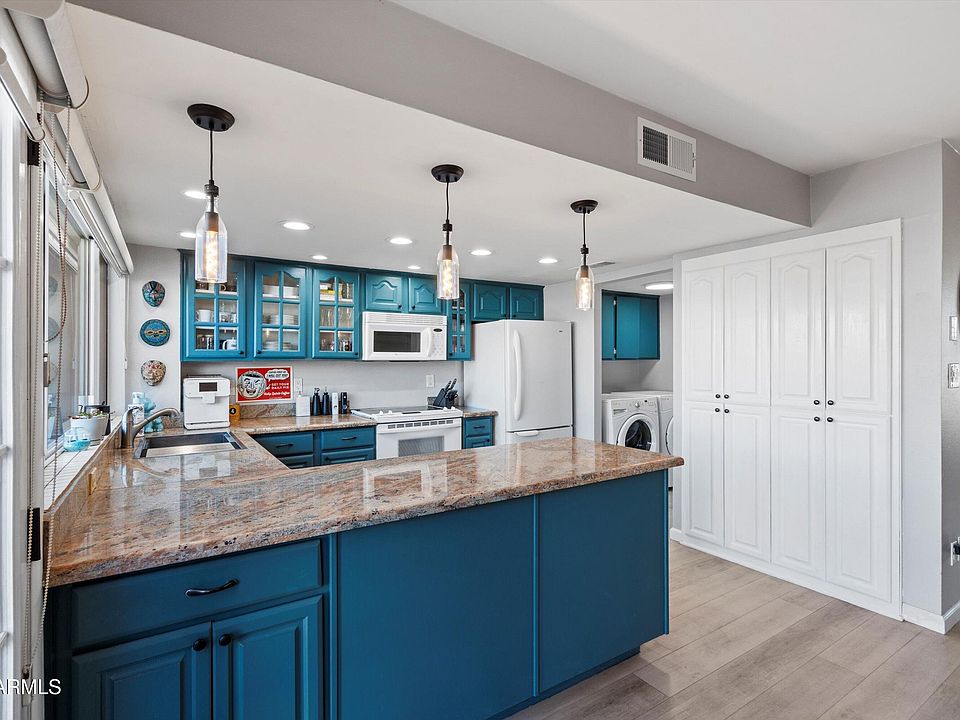 1st image of 8206 E CHAPARRAL Road