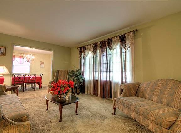 5th image of 8700 Hartford Ct
