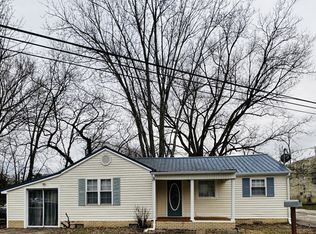 133 Martin St, McMinnville, TN 37110