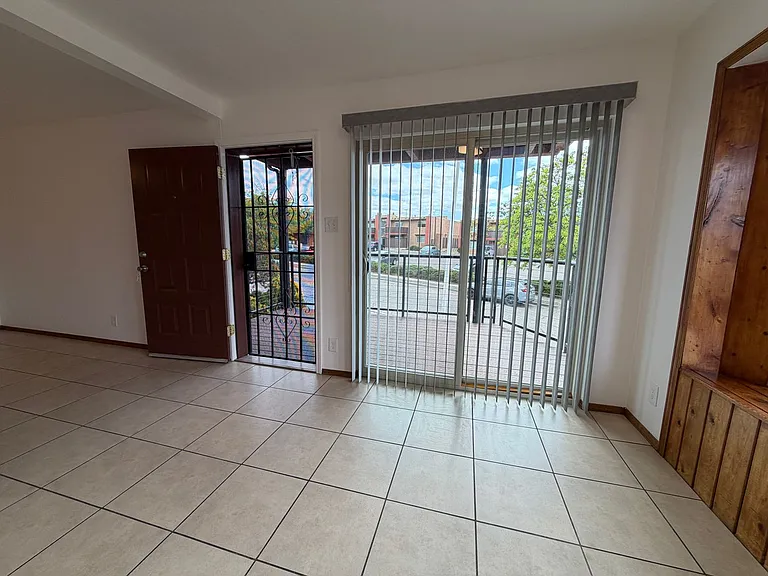 1307 Rufina Ln #3 — Photo 5